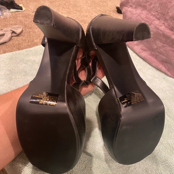 Women’s high heels size 10 - Picture 3 of 5